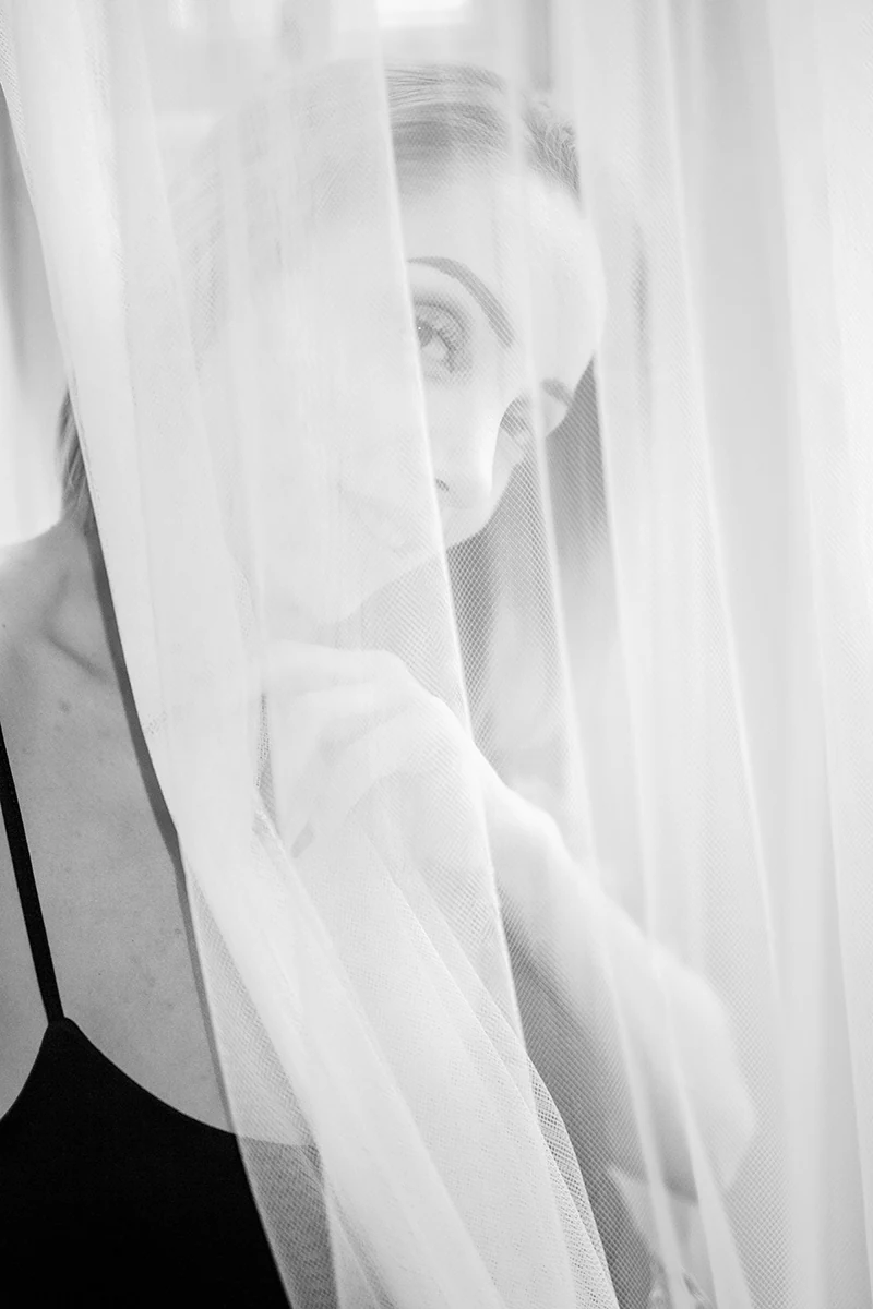 Brand fotografija Zagreb — kreativni studio portret za web i Instagram