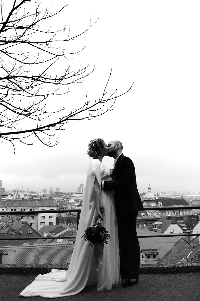 Wedding photography, image 4 of 12
